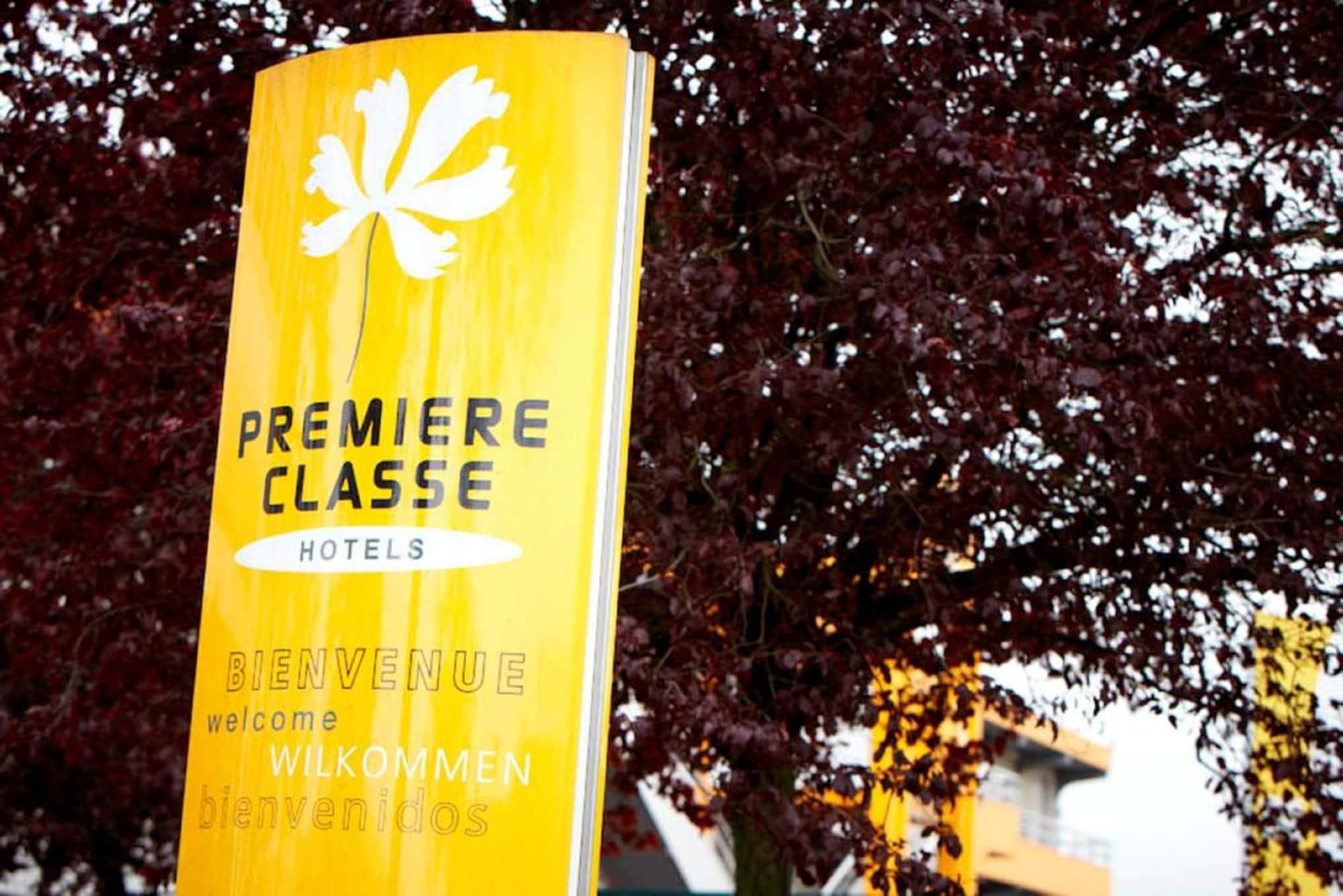 Premiere Classe Lyon Est Aeroport Saint Exupery Екстериор снимка